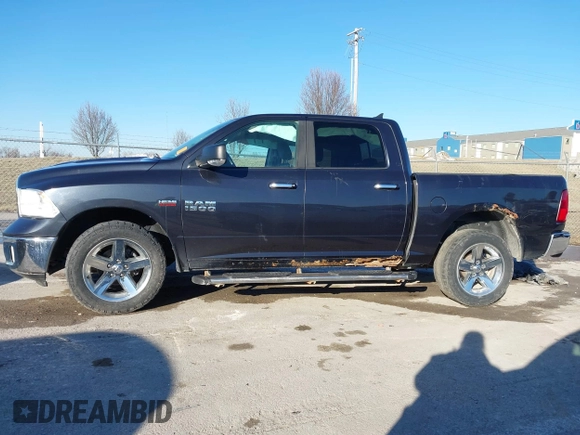 2013 Ram 1500 Outdoorsman with VIN 1C6RR7LT6DS683111, listed as a IAAI auction lot 41413038 with 196,498 mi miles. Bid and sale history available at carsss.com. Image 14.