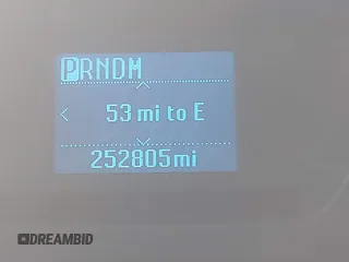 2018 Ford Transit Passenger XL z VIN 1FBAX2CM1JKA97858, wystawiony jako IAAI lot #41285058 z przebiegiem 252 805 mil mil oraz . Historia ofert i sprzedaży dostępna na DreamBid. Obrazek 15.