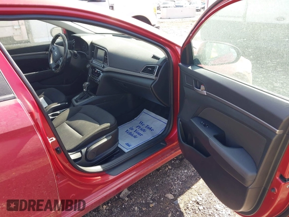 2017 Hyundai Elantra SE z VIN 5NPD84LF4HH151729, wystawiony jako IAAI lot #41840813 z przebiegiem 82 681 mil mil oraz . Historia ofert i sprzedaży dostępna na DreamBid. Obrazek 5.