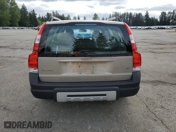 2005 Volvo XC70 z VIN YV1SZ592651181066, wystawiony jako Copart lot #57175915 z przebiegiem 56 999 mil mil oraz Szkoda całkowita • Salvage title. Historia ofert i sprzedaży dostępna na DreamBid. Obrazek 6.