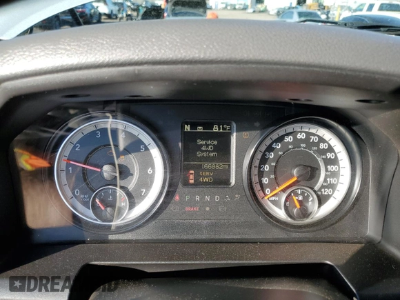 2016 Ram 2500 Tradesman z VIN 3C6UR5CJ9GG281527, wystawiony jako Copart lot #56062915 z przebiegiem 166 882 mil mil oraz Czysty tytuł • Clean title. Historia ofert i sprzedaży dostępna na DreamBid. Obrazek 9.