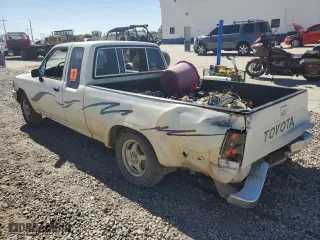 1990 Toyota 2WD Pickups DX with VIN JT4RN93P1L5010999, listed as a Copart auction lot 73386934 with 321,820 mi miles and Salvage Title. Bid and sale history available at carsss.com. Image 2.