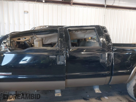 2007 Ford F-250 XL z VIN 1FTSW21P87EA62774, wystawiony jako IAAI lot #41635503 z przebiegiem 141 985 mil mil oraz . Historia ofert i sprzedaży dostępna na DreamBid. Obrazek 15.
