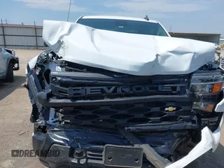 2024 Chevrolet Silverado 1500 with VIN 3GCPDAEK8RG154919, listed as a IAAI auction lot 40178946 with 2,911 mi miles and . Bid and sale history available at DreamBid. Image 13.