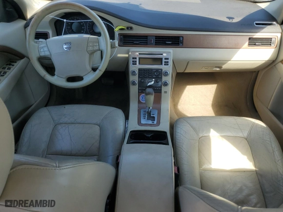 2008 Volvo S80 3.2L with VIN YV1AS982081074933, listed as a Copart auction lot 74376594 with 205,316 mi miles and Clean Title. Bid and sale history available at carsss.com. Image 8.