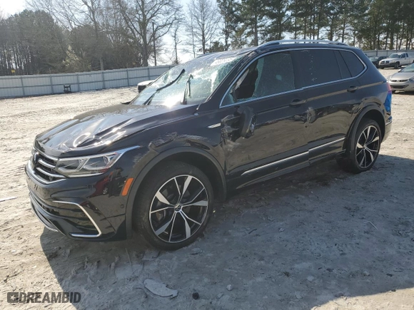 2022 Volkswagen Tiguan SEL R-Line with VIN 3VV4B7AX0NM065582, listed as a Copart auction lot 48826035 with 29,514 mi miles and Salvage Title. Bid and sale history available at carsss.com. Image 1.