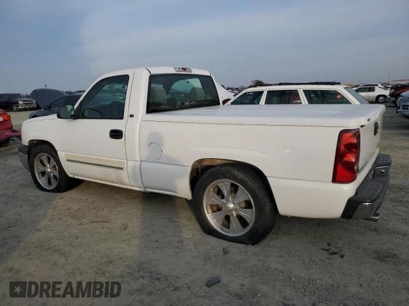 2003 Chevrolet Silverado 1500 with VIN 1GCEC14V93Z348632, listed as a Copart auction lot 83012644 with 132,115 mi miles and Salvage Title. Bid and sale history available at carsss.com. Image 2.