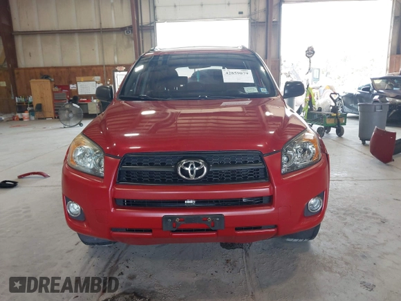 2009 Toyota RAV4 Sport с VIN JTMBF32V49D018332, выставлен на аукционе IAAI как лот 42859079 с пробегом 127 073 миль миль и . История ставок и продаж доступна на DreamBid. Изображение 13.