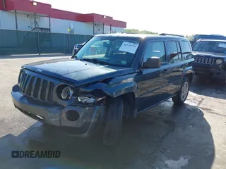 2008 Jeep Patriot Sport z VIN 1J8FT28WX8D519480, wystawiony jako IAAI lot #42119775 z przebiegiem 162 594 mil mil oraz . Historia ofert i sprzedaży dostępna na DreamBid. Obrazek 18.