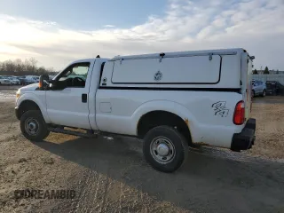 2013 Ford F-250 XL z VIN 1FTBF2B69DEA76457, wystawiony jako Copart lot #52568575 z przebiegiem 242 172 mil mil oraz Czysty tytuł • Clean title. Historia ofert i sprzedaży dostępna na DreamBid. Obrazek 2.