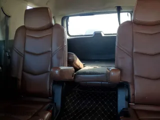 2017 Cadillac Escalade Luxury with VIN 1GYS4BKJ0HR115410, listed as a Copart auction lot 41447575 with 138,897 mi miles and Salvage Title. Bid and sale history available at carsss.com. Image 10.