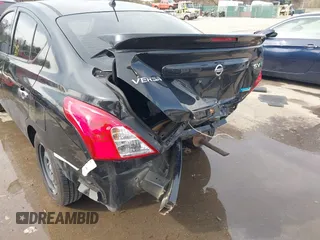 2016 Nissan Versa S with VIN 3N1CN7AP2GL842700, listed as a IAAI auction lot 41844095 with 117,206 mi miles. Bid and sale history available at carsss.com. Image 6.