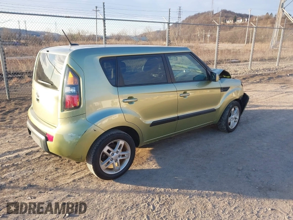 2011 Kia Soul + with VIN KNDJT2A20B7320355, listed as a IAAI auction lot 41885692 with 182,529 mi miles and . Bid and sale history available at DreamBid. Image 4.