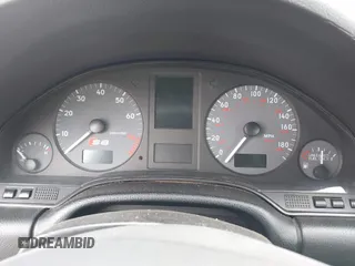 2001 Audi S8 z VIN WAUGU54D41N012957, wystawiony jako IAAI lot #41916244 z przebiegiem Nie podano mil oraz . Historia ofert i sprzedaży dostępna na DreamBid. Obrazek 7.