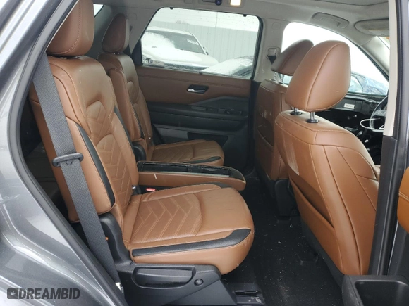 2022 Nissan Pathfinder Platinum with VIN 5N1DR3DK7NC211119, listed as a Copart auction lot 48233615 with 30,638 mi miles and Salvage Title. Bid and sale history available at carsss.com. Image 11.