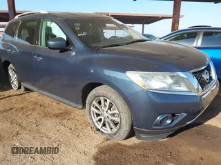 2014 Nissan Pathfinder Platinum with VIN 5N1AR2MM5EC732158, listed as a IAAI auction lot 41479654 with 153,144 mi miles and . Bid and sale history available at carsss.com. Image 1.