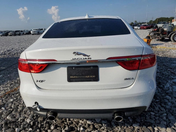 2016 Jaguar XF 35t Premium with VIN SAJBD4BV2GCY14433, listed as a Copart auction lot 72264074 with 69,870 mi miles and Non Repairable. Bid and sale history available at carsss.com. Image 6.