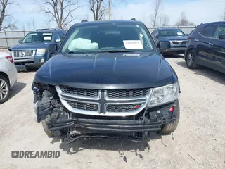 2018 Dodge Journey SXT z VIN 3C4PDDBG9JT301259, wystawiony jako IAAI lot #41850079 z przebiegiem 139 201 mil mil oraz . Historia ofert i sprzedaży dostępna na DreamBid. Obrazek 13.