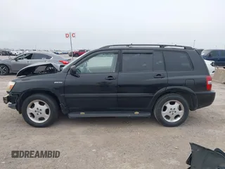 2006 Toyota Highlander w/3rd Row z VIN JTEDP21A960096117, wystawiony jako IAAI lot #42319027 z przebiegiem 147 733 mil mil oraz . Historia ofert i sprzedaży dostępna na DreamBid. Obrazek 15.