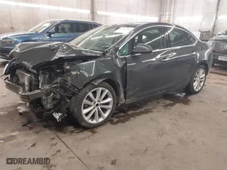 2014 Buick Verano with VIN 1G4PP5SK0E4104070, listed as a IAAI auction lot 41503789 with 112,165 mi miles. Bid and sale history available at carsss.com. Image 18.