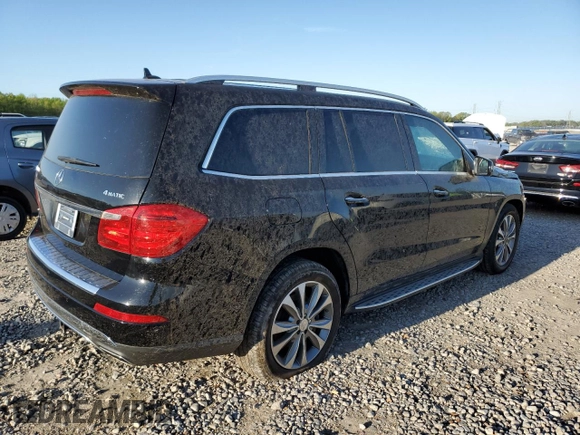 2013 Mercedes-Benz GL 450 z VIN 4JGDF7CE3DA252661, wystawiony jako Copart lot #52380205 z przebiegiem 115 325 mil mil oraz Szkoda całkowita • Salvage title. Historia ofert i sprzedaży dostępna na DreamBid. Obrazek 3.