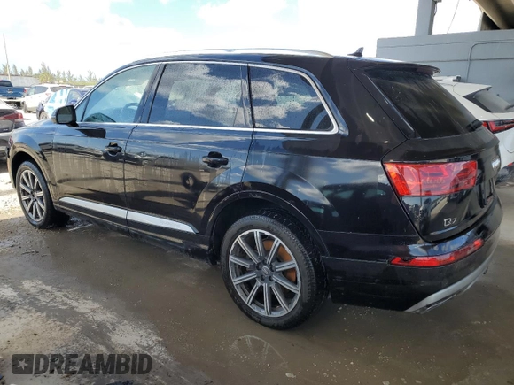 2017 Audi Q7 Premium Plus with VIN WA1LAAF7XHD004897, listed as a Copart auction lot 54762095 with 124,130 mi miles and Clean Title. Bid and sale history available at DreamBid. Image 2.