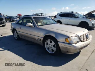 2000 Mercedes-Benz SL-Class with VIN WDBFA68F0YF188299, listed as a Copart auction lot 79522494 with 125,295 mi miles and Salvage Title. Bid and sale history available at carsss.com. Image 4.