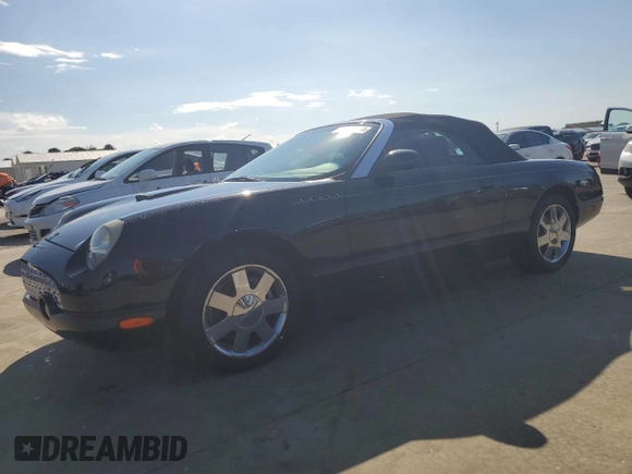 2002 Ford Thunderbird Hardtop Premium z VIN 1FAHP60A52Y122437, wystawiony jako Copart lot #73883244 z przebiegiem Nie podano mil oraz Nie do naprawy • Non repairable. Historia ofert i sprzedaży dostępna na DreamBid. Obrazek 1.