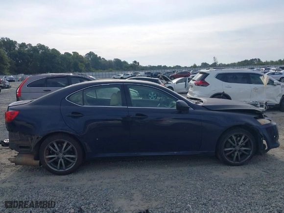 2008 Lexus IS 350 with VIN JTHBE262782013857, listed as a IAAI auction lot 40435369 with NaN miles. Bid and sale history available at carsss.com. Image 13.