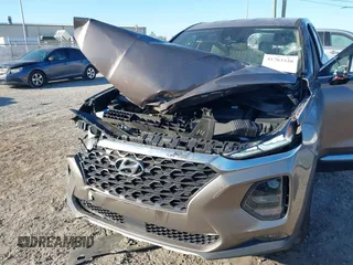 2020 Hyundai Santa Fe SEL w/SULEV with VIN 5NMS33AD8LH168072, listed as a IAAI auction lot 41763320 with 32,720 mi miles. Bid and sale history available at carsss.com. Image 6.