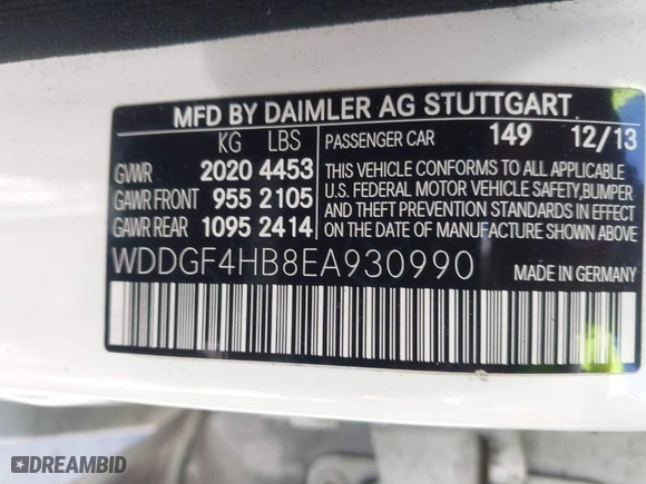 2014 Mercedes-Benz C-Class C 250 Sport with VIN WDDGF4HB8EA930990, listed as a IAAI auction lot 41931264 with 129,234 mi miles. Bid and sale history available at carsss.com. Image 9.