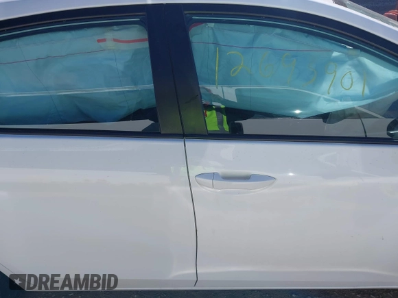 2014 Toyota Corolla L with VIN 5YFBURHE1EP068399, listed as a IAAI auction lot 41821026 with 199,065 mi miles and . Bid and sale history available at DreamBid. Image 13.