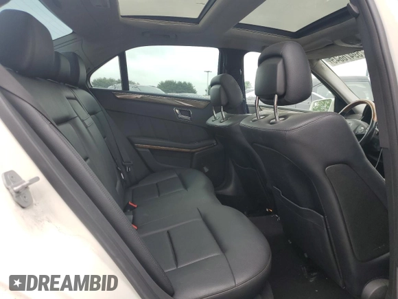 2010 Mercedes-Benz E 350 Luxury с VIN WDDHF8HB6AA239804, выставлен на аукционе Copart как лот 59476645 с пробегом 140 636 миль миль и Списание • Salvage title. История ставок и продаж доступна на DreamBid. Изображение 10.
