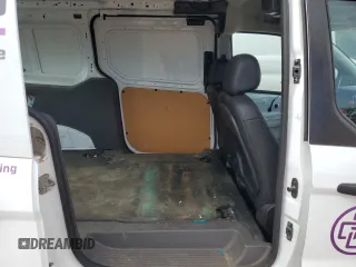 2019 Ford Transit Connect XL с VIN NM0LE7E26K1422950, выставлен на аукционе Copart как лот 48287465 с пробегом 74 186 миль миль и Списание • Salvage title. История ставок и продаж доступна на DreamBid. Изображение 11.