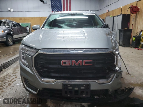 2024 GMC Terrain SLE with VIN 3GKALTEG3RL301983, listed as a Copart auction lot 42674035 with 6,020 mi miles and Salvage Title. Bid and sale history available at DreamBid. Image 5.