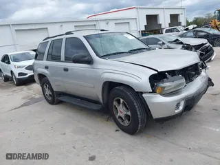 2008 Chevrolet TrailBlazer LT w/1LT with VIN 1GNDS13SX82226780, listed as a IAAI auction lot 41603379 with 159,086 mi miles. Bid and sale history available at carsss.com. Image 1.