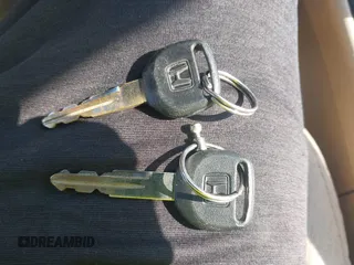 1995 Honda Accord LX с VIN 1HGCD5639SA112648, выставлен на аукционе IAAI как лот 42438947 с пробегом 228 038 миль миль и . История ставок и продаж доступна на DreamBid. Изображение 11.