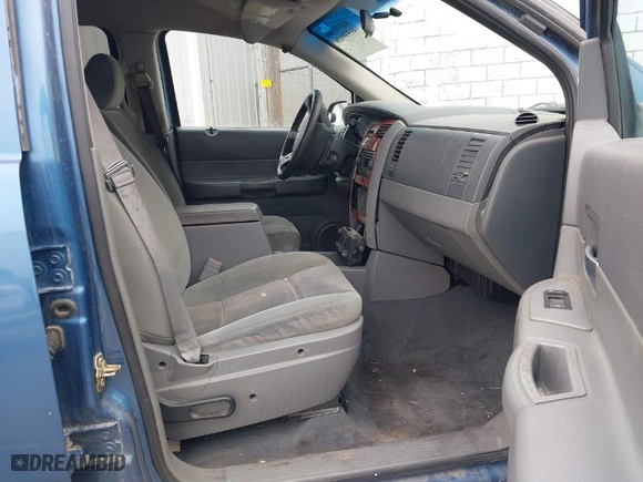 2006 Dodge Durango SLT with VIN 1D4HD48296F108291, listed as a IAAI auction lot 41538926 with 193,961 mi miles. Bid and sale history available at carsss.com. Image 5.