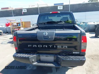 2004 Nissan Frontier XE z VIN 1N6ED27T64C456530, wystawiony jako IAAI lot #41857235 z przebiegiem 246 978 mil mil oraz . Historia ofert i sprzedaży dostępna na DreamBid. Obrazek 16.
