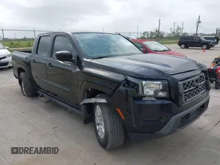 2022 Nissan Frontier SV z VIN 1N6ED1EJ2NN677012, wystawiony jako IAAI lot #41967201 z przebiegiem 76 835 mil mil oraz . Historia ofert i sprzedaży dostępna na DreamBid. Obrazek 1.
