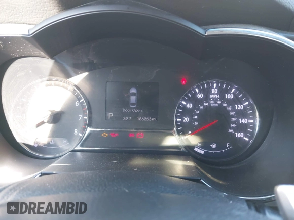 2012 Kia Optima SX with VIN 5XXGR4A67CG013295, listed as a IAAI auction lot 41678031 with 186,253 mi miles and . Bid and sale history available at carsss.com. Image 7.