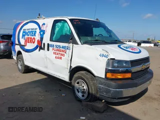 2021 Chevrolet Express Cargo with VIN 1GCWGAFP3M1204940, listed as a IAAI auction lot 42030364 with 81,163 mi miles and . Bid and sale history available at DreamBid. Image 1.