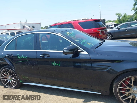 2016 Mercedes-Benz C 63 S AMG z VIN 55SWF8HB7GU129053, wystawiony jako IAAI lot #42562276 z przebiegiem 117 727 mil mil oraz . Historia ofert i sprzedaży dostępna na DreamBid. Obrazek 13.