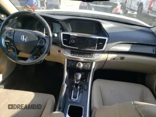 2014 Honda Accord Touring z VIN 1HGCR6F72EA006492, wystawiony jako Copart lot #71934982 z przebiegiem 206 848 mil mil oraz Szkoda całkowita • Salvage title. Historia ofert i sprzedaży dostępna na DreamBid. Obrazek 8.