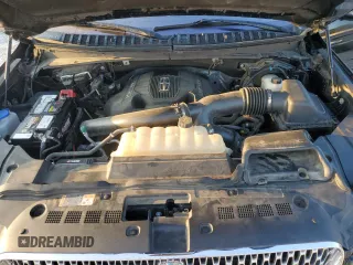2019 Lincoln Navigator Reserve z VIN 5LMJJ2LT4KEL10282, wystawiony jako Copart lot #68874313 z przebiegiem 67 877 mil mil oraz . Historia ofert i sprzedaży dostępna na DreamBid. Obrazek 12.