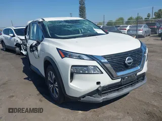 2023 Nissan Rogue SV with VIN JN8BT3BB5PW358092, listed as a IAAI auction lot 41865232 with 32,951 mi miles. Bid and sale history available at carsss.com. Image 1.