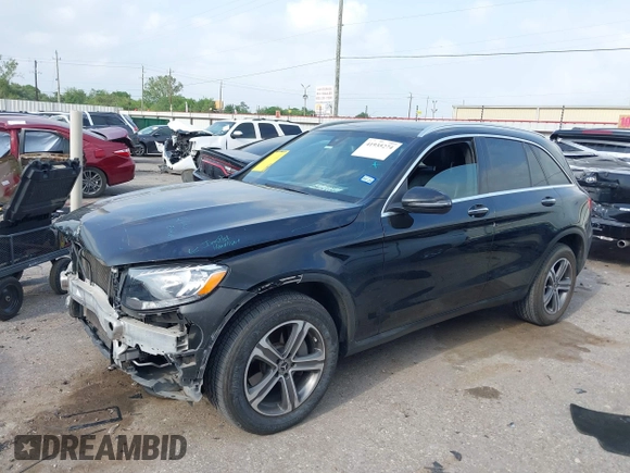 2019 Mercedes-Benz GLC 300 z VIN WDC0G4JB0KV135806, wystawiony jako IAAI lot #41935274 z przebiegiem 85 704 mil mil oraz . Historia ofert i sprzedaży dostępna na DreamBid. Obrazek 17.