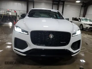 2024 Jaguar F-Pace R-Dynamic S с VIN SADCT2EXXRA736171, выставлен на аукционе Copart как лот 88077055 с пробегом 8 640 миль миль и Списание • Salvage title. История ставок и продаж доступна на DreamBid. Изображение 5.