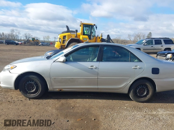 2004 Toyota Camry LE with VIN 4T1BE32K64U282875, listed as a IAAI auction lot 42038006 with 238,605 mi miles. Bid and sale history available at carsss.com. Image 15.