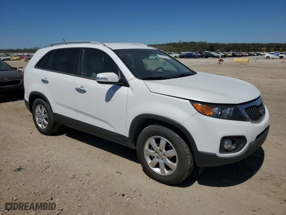 2013 Kia Sorento LX with VIN 5XYKT4A60DG418195, listed as a Copart auction lot 53351945 with 183,902 mi miles and Clean Title. Bid and sale history available at carsss.com. Image 4.